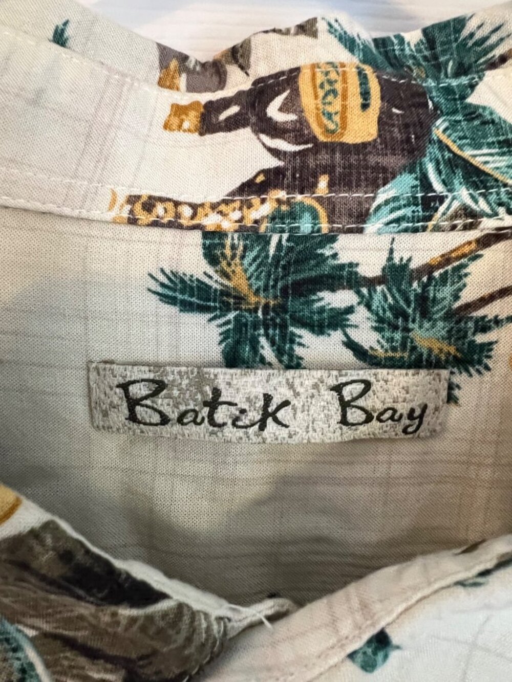 Batik Bay Hawaiian Shirt XXL Tropical Print Short Sleeve Button Down - Picture 5 of 9